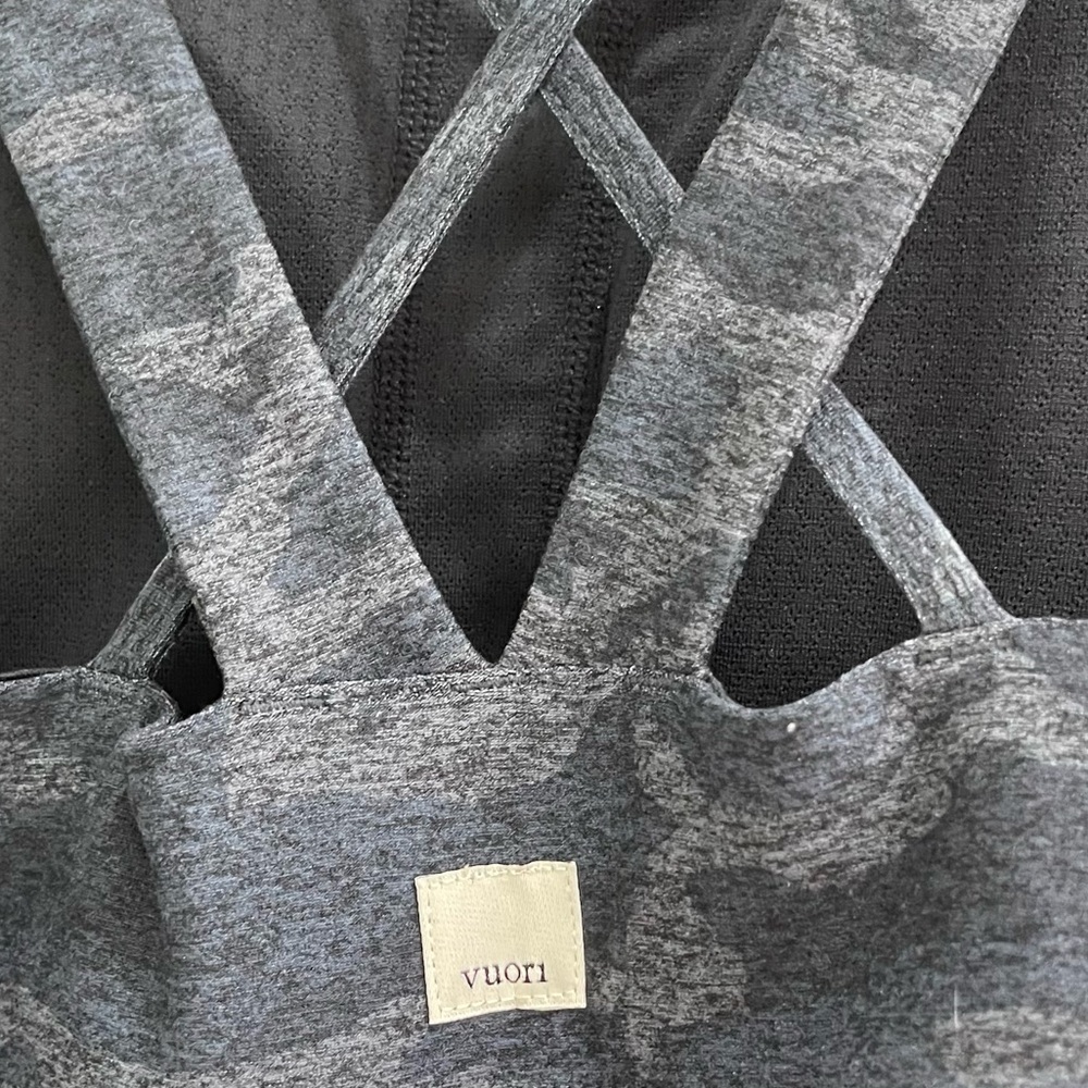 Vuori Sports Bra - Picture 3 of 4